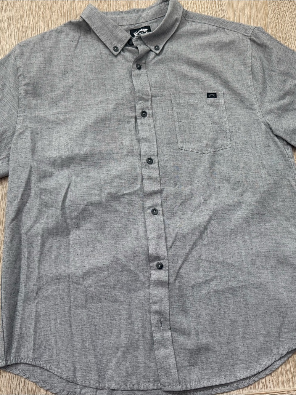 Billabong Men's Gray Button-Down Casual Shirt